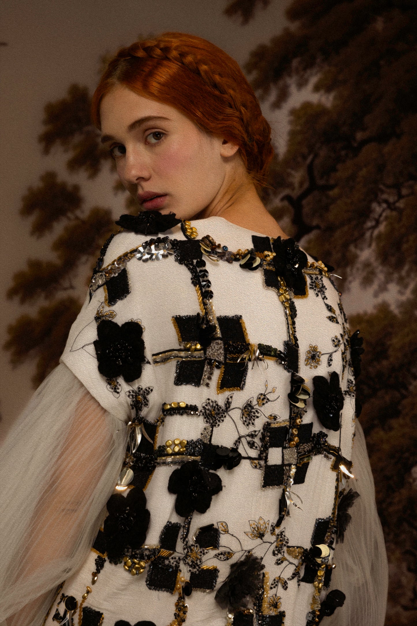 LOOK 23