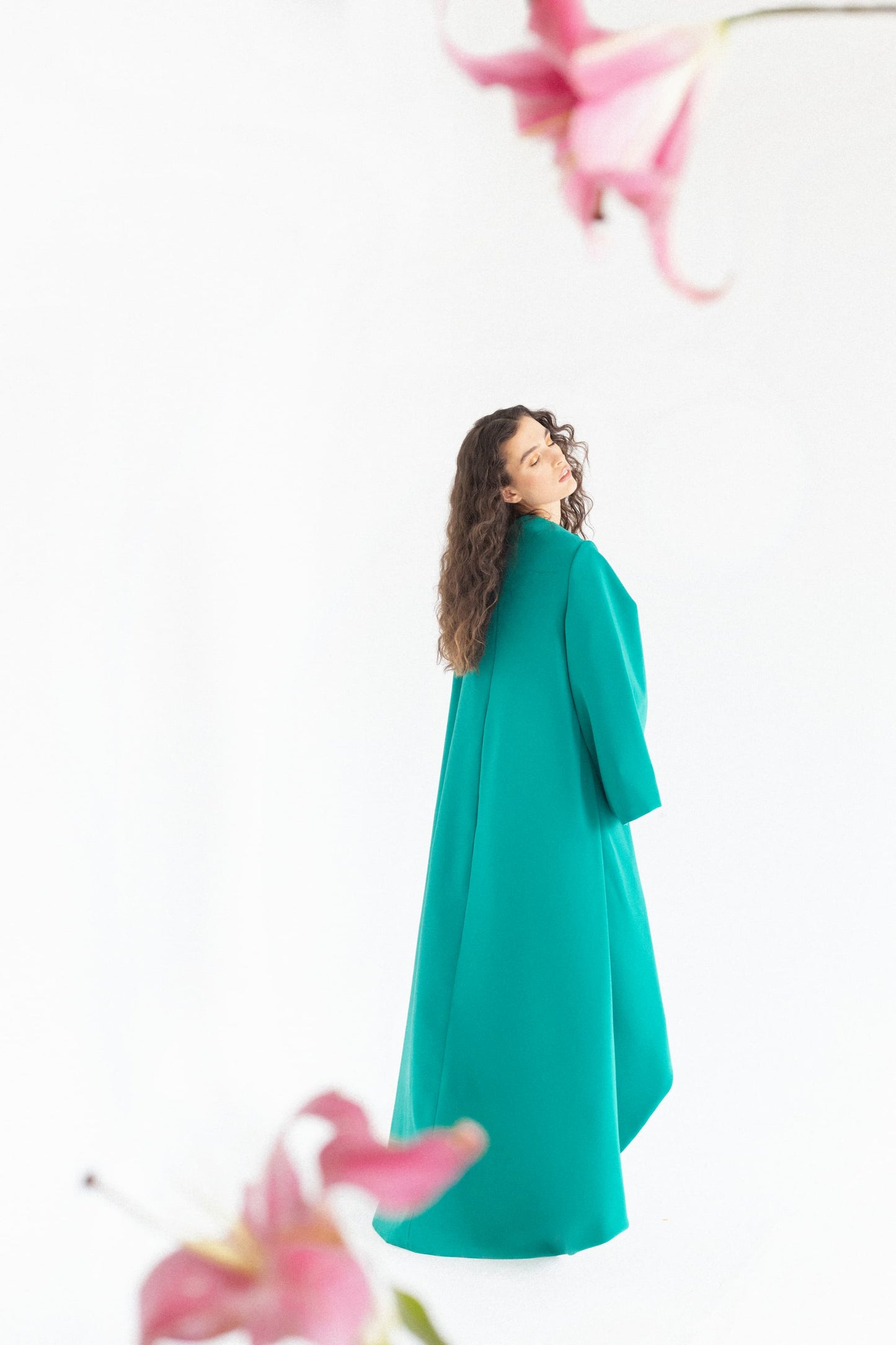HIGH-LOW GREEN COAT CREPE DRESS