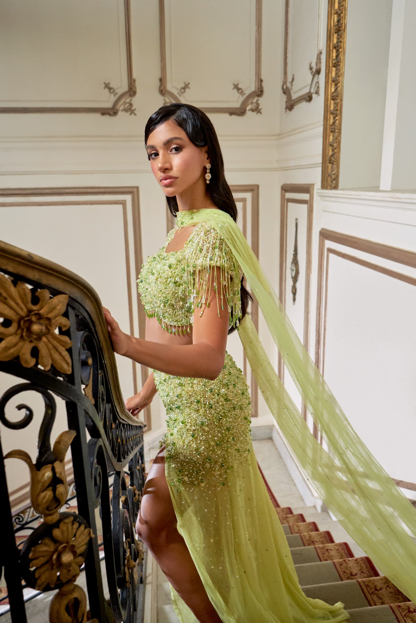 LOOK 2