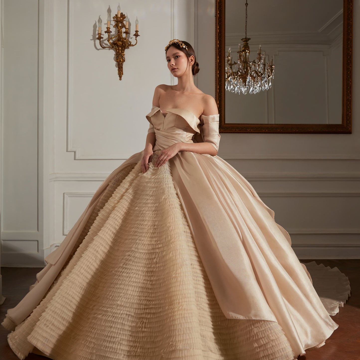 LOOK 12