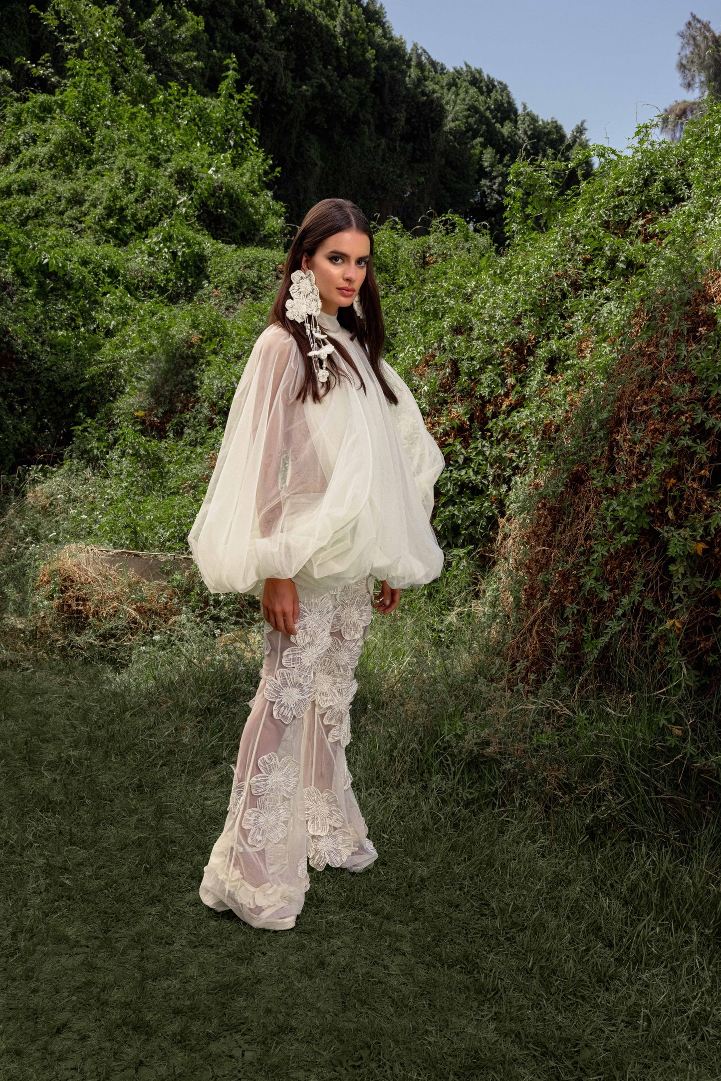 LOOK 17