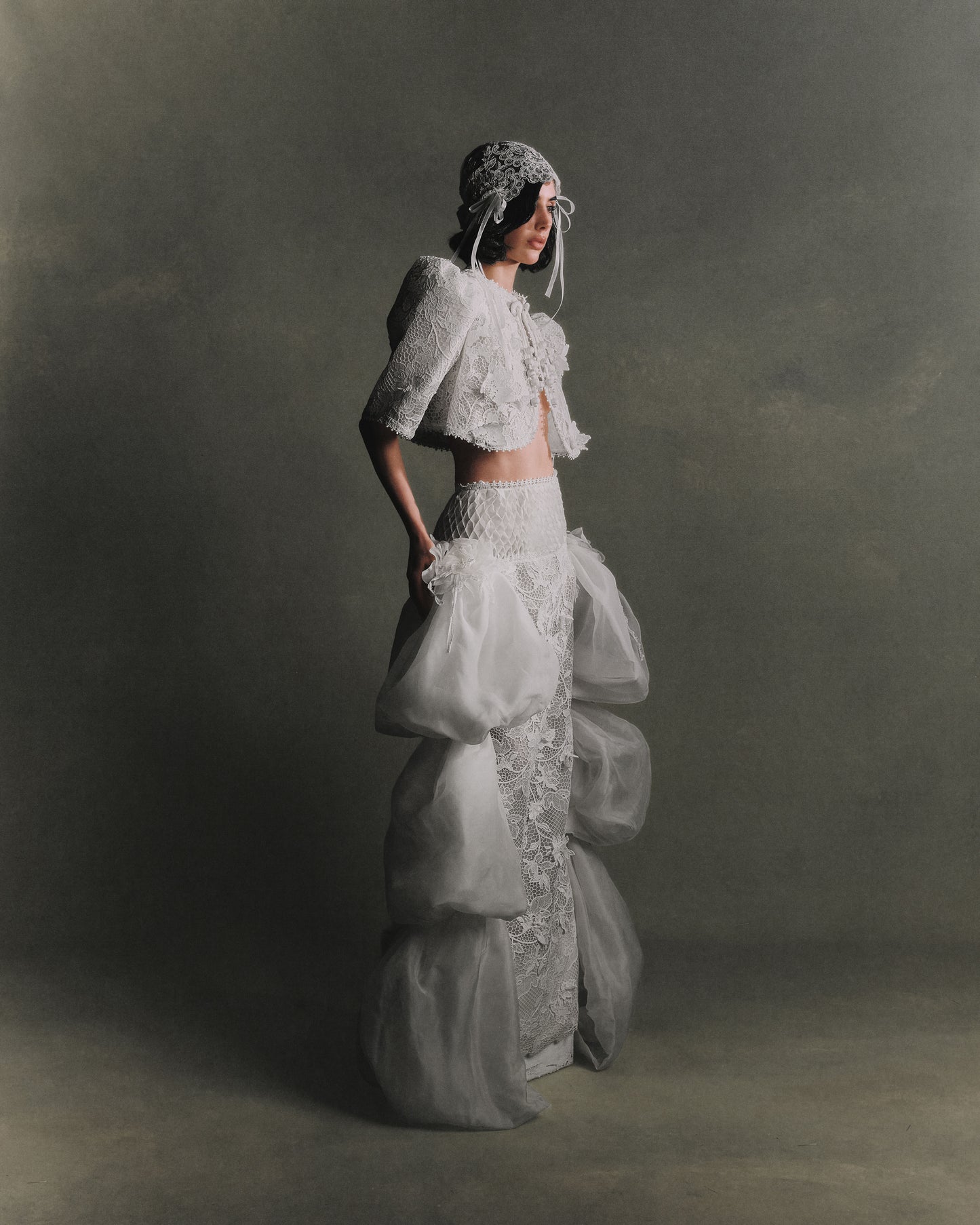 LOOK 5