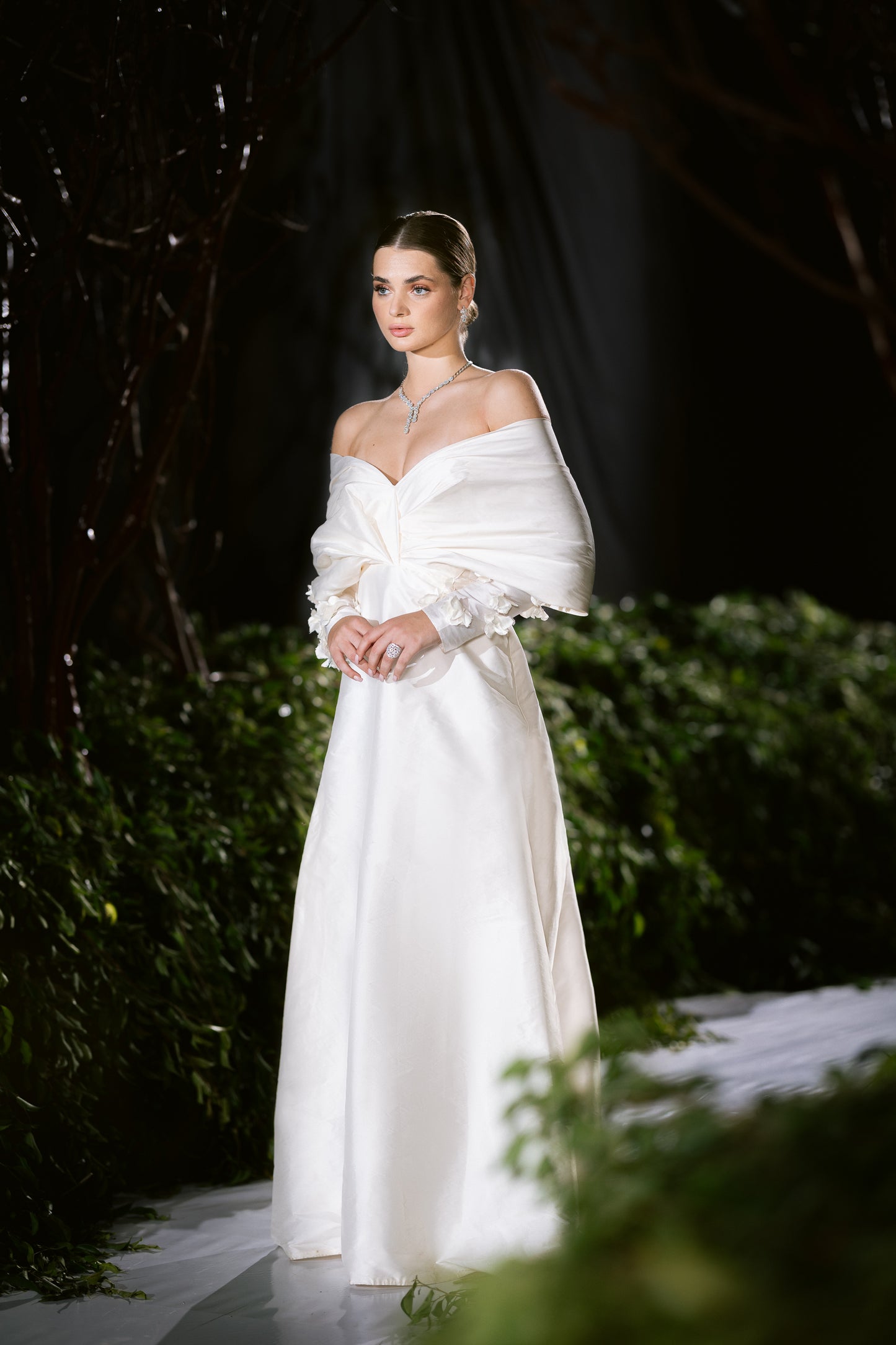 LOOK 8
