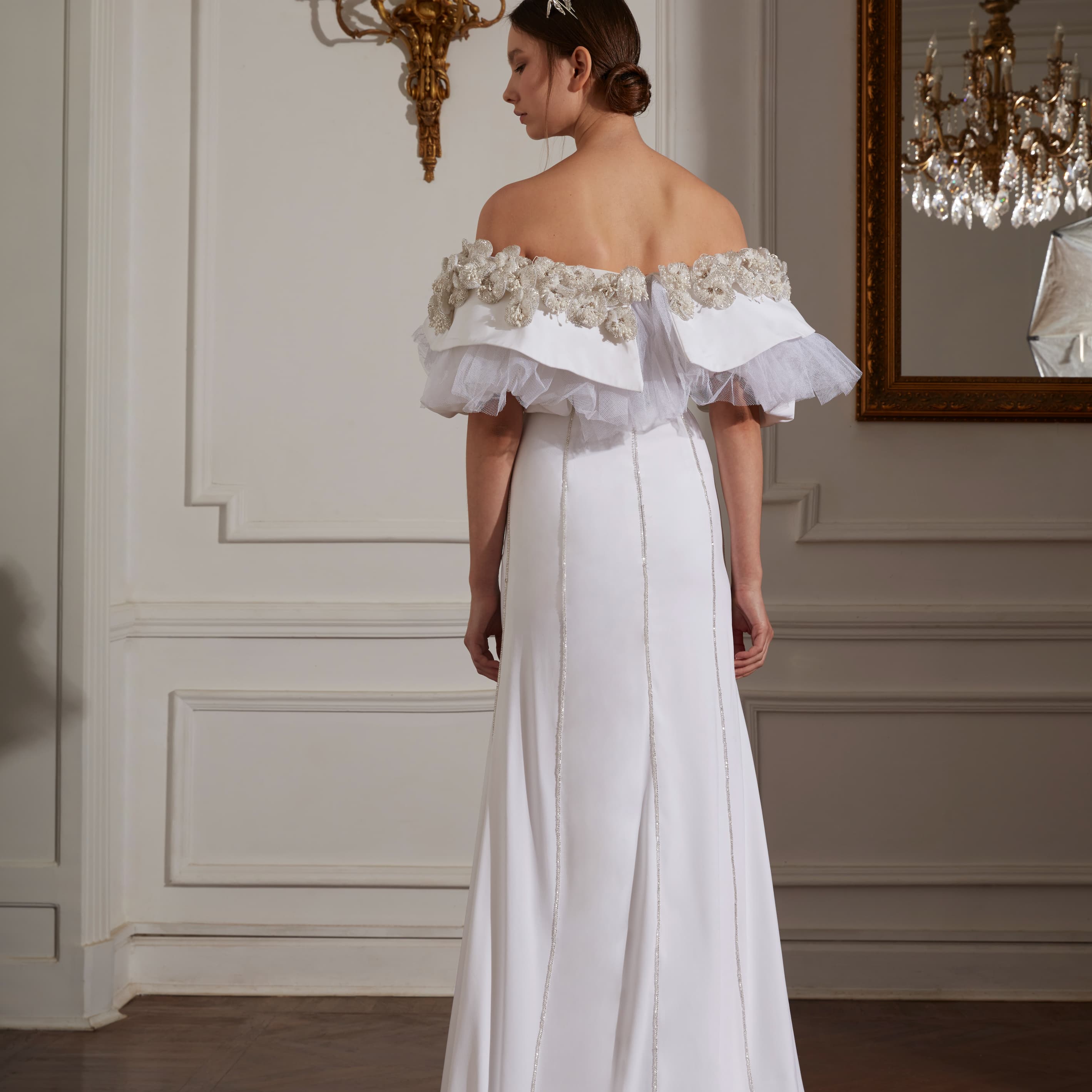 LOOK 8