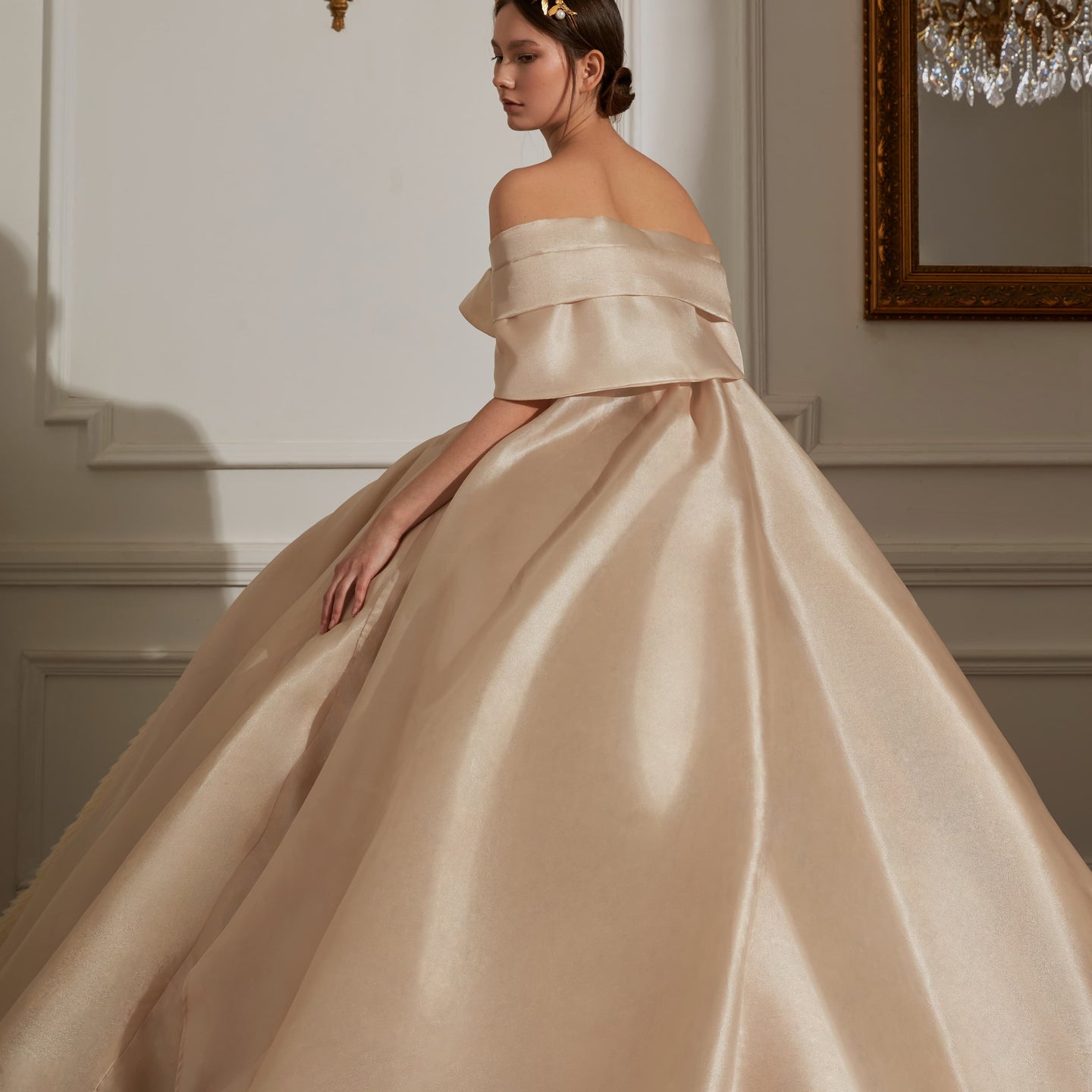 LOOK 12