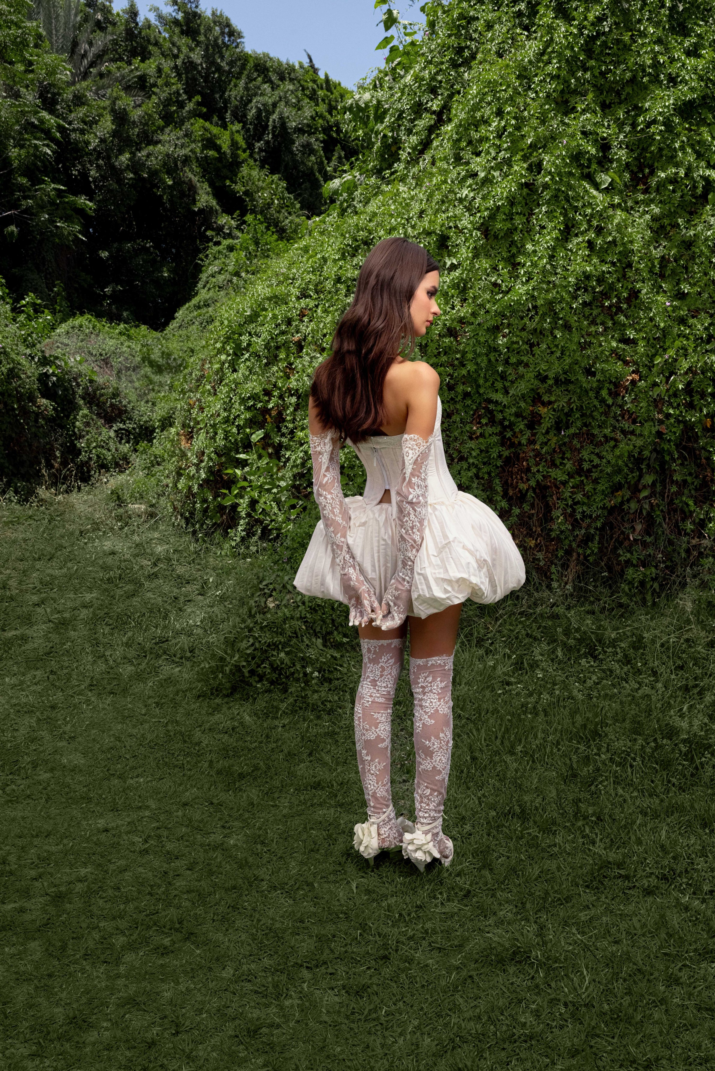 LOOK 8